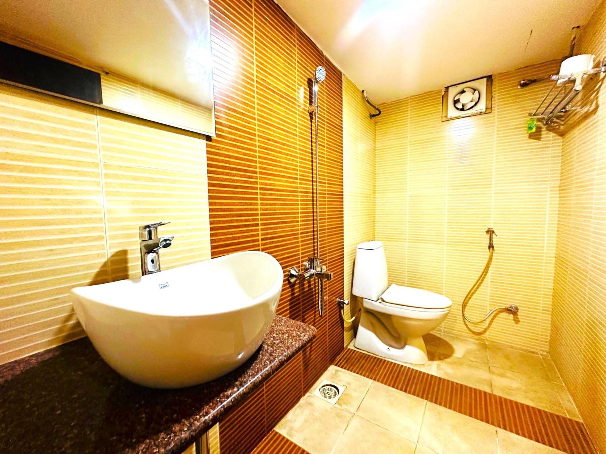 Aundh Elite Stay ปูเน่ ภายนอก รูปภาพ